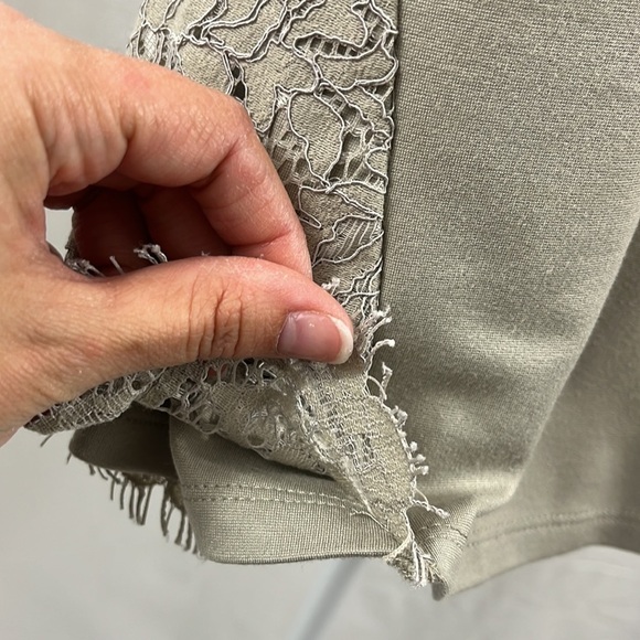 J. Jill Ponte Knit Sterling Taupe Lace Tunic Top Womens Size Medium - Picture 9 of 12